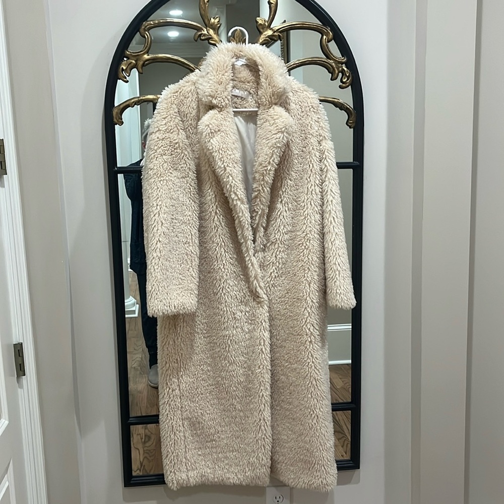 Sugar Poison Faux Fur cream coat EUC